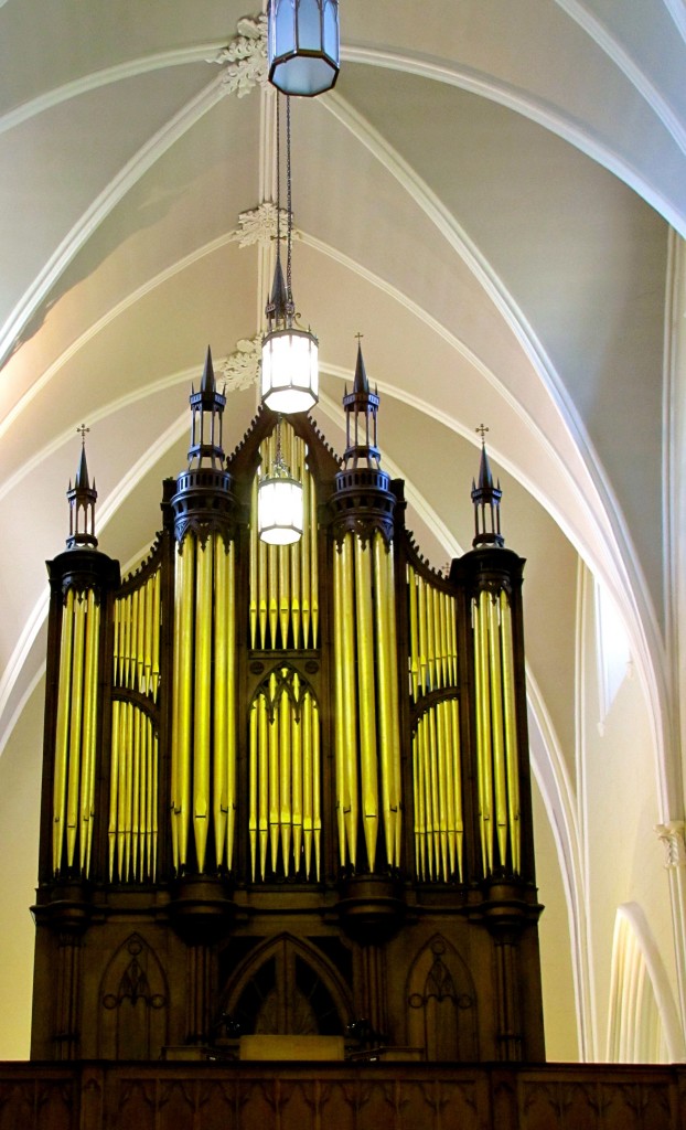 Pipe organ!