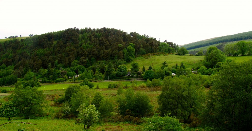 I'm walking the other direction up the valley towards the loughs. There are a few houses on the far side of the valley, despite the fact that this area can get isolated pretty quickly by either snow or flooding.