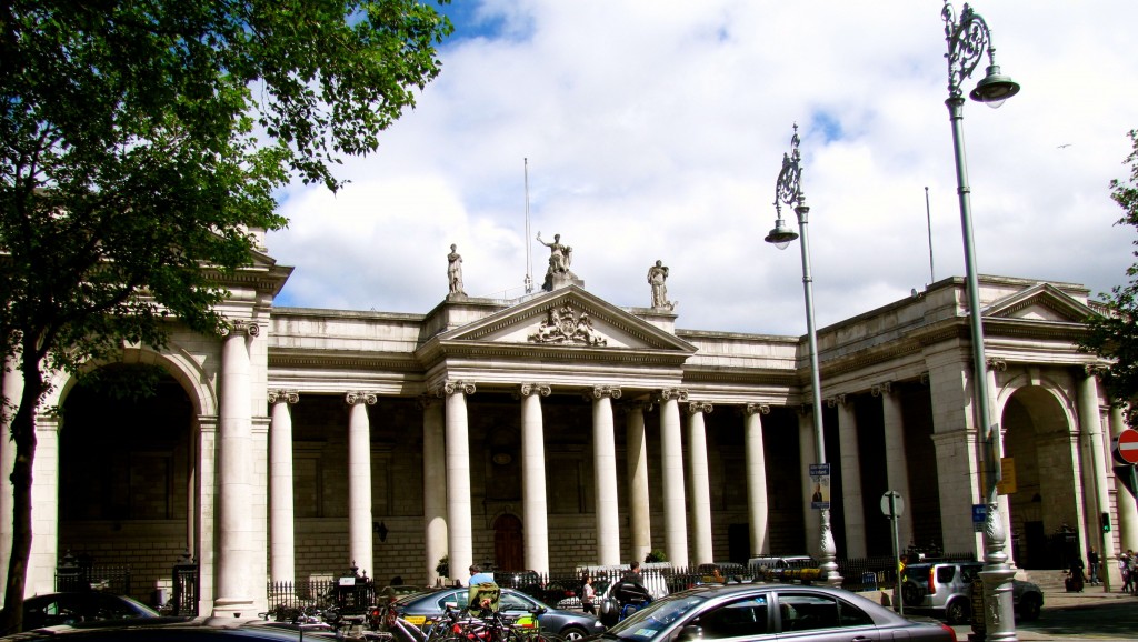 The original parliament house of Ireland. Voted itself out of existence in 1801 when it voted to become part of the United Kingdom. To remove it as a symbol for the Republicans, the British government sold it off to the Bank of Ireland, on the condition that the bank eliminate any trace of the building's former function. The bank defied that, preserving the House of Lords, and keeping it open for the public.