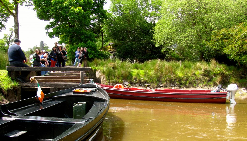 Down at the boats, pulling away from the docks at Lord Brandon's Cottage.