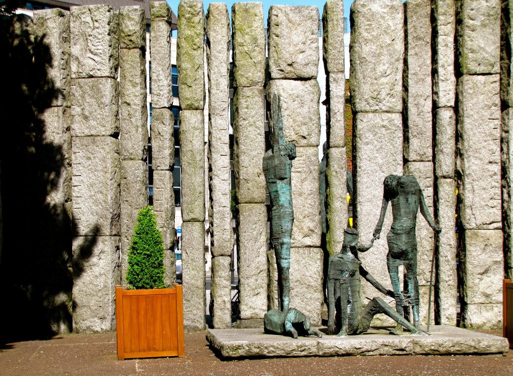 The Famine Memorial at one of the entrances to the park. On the other side is the Wolfe Tone statue - it was crowded with skateboarders, so I didn't get a picture. Next time.