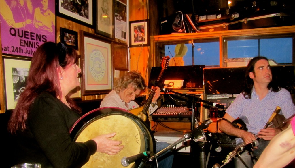 They started somewhat late, but they played somewhat late, too, so I don't think anyone much minded. The wall of sound from the uillean pipes was astounding, and when things got going with the mandola and the bodhran, there might have been a whole orchestra sitting in that corner.