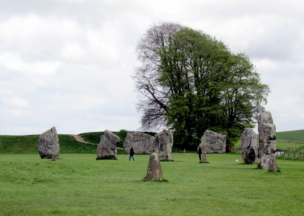 These stones, part of one of the two inner circles, sit in a sheep pasture. The only concession to the stone circle is a very new, moderately high-tech gate, and a sign saying to keep dogs on a leash.