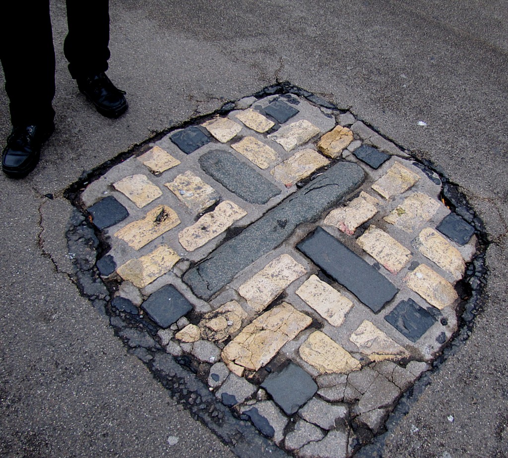 This is the site where the Oxford Martyrs - Bishops Hugh Latimer and Nicholas Ridley, along with Archbishop of Canterbury, Thomas Cranmer - were burned at the stake. This was at the order of Bloody Mary, Queen after Henry VIII, who went a little nutso about returning England to Catholicism.