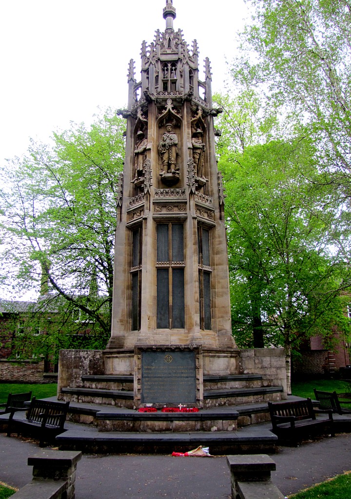 Walking back, I came across this memorial to the Yorkshiremen who fought and died in the Second Boer War. It's right near York Minster, and it's a pretty impressive memorial.