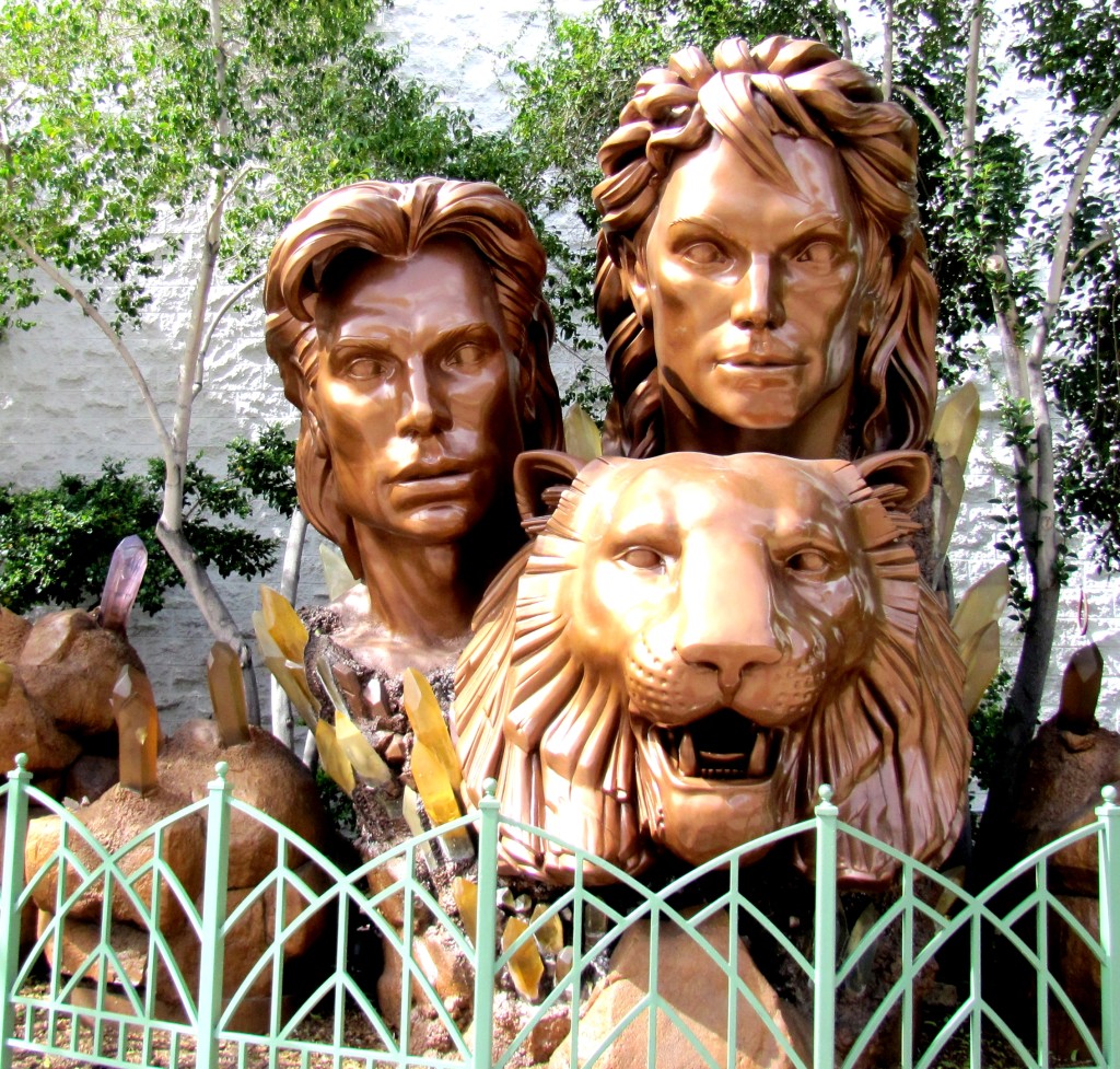 In front of the Mirage, there are bronze heads of Siegfried and Roy, along with one of their tigers. The heads are easily as tall as me.